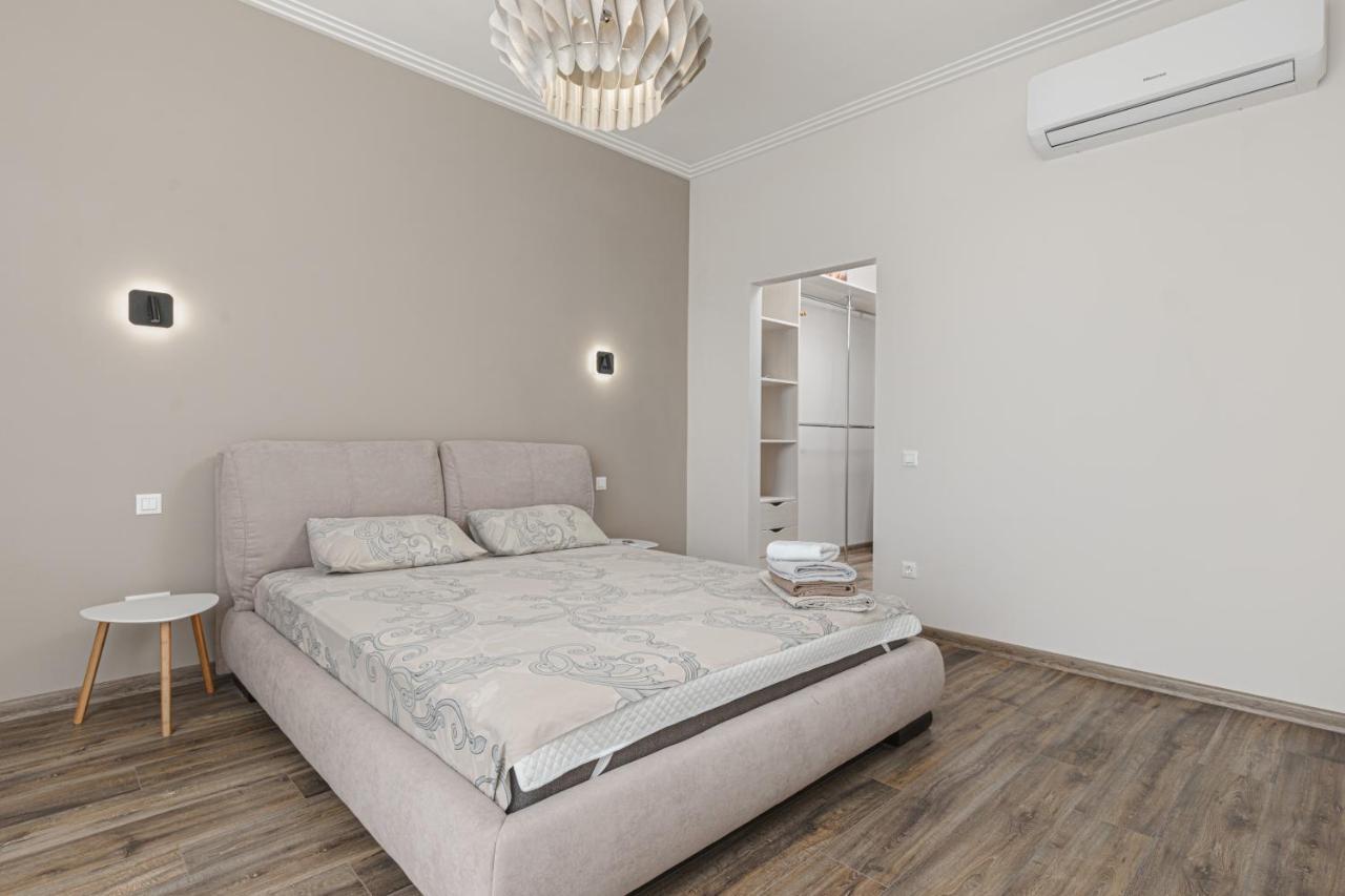 Sea Symphony 2-Bedrooms Apartment Odesa Exterior foto